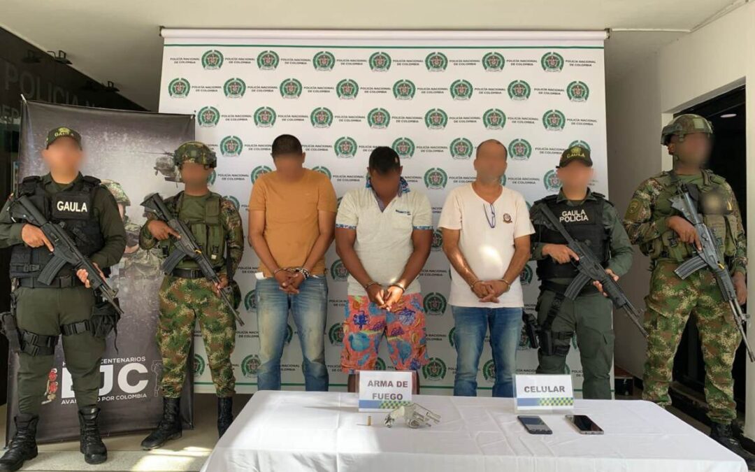 Ejército y Policía capturaron a tres presuntos extorsionistas del Clan del Golfo en Sucre