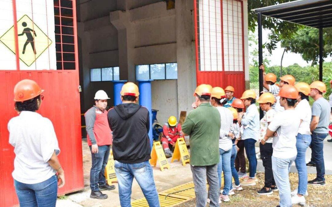 Junto a CVS, los líderes PRAE visitaron la PTAP Sierra Chiquita de Veolia